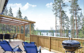 Two-Bedroom Holiday Home in Malilla, Målilla
